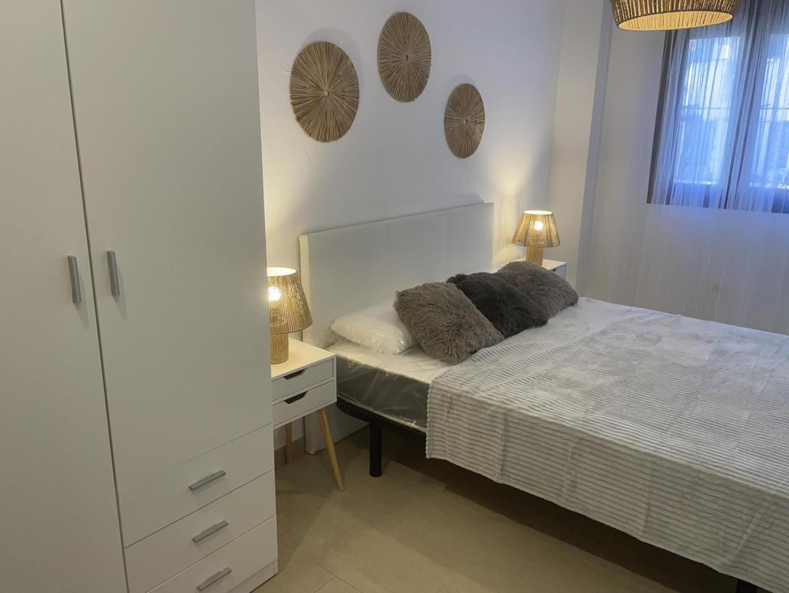 Piso Elche-Centro Apartment Luaran gambar