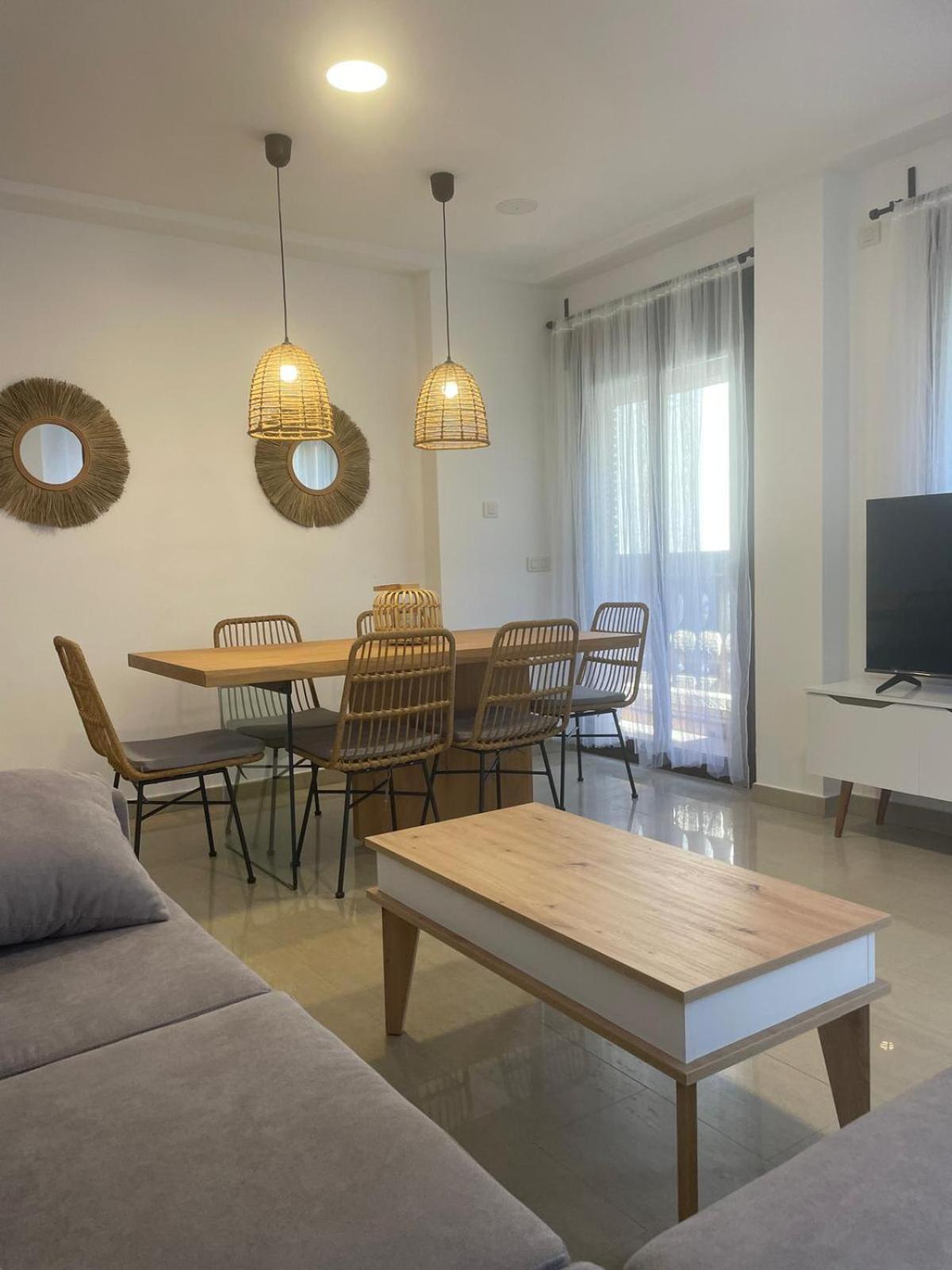 Piso Elche-Centro Apartment Luaran gambar